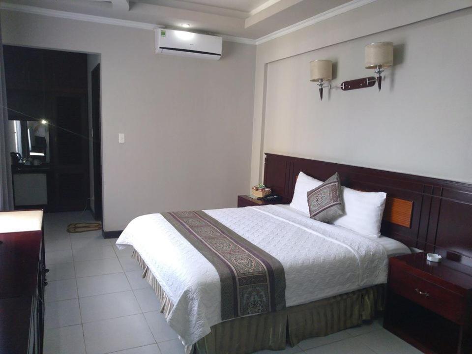 Holiday Hotel Хайфонг Екстериор снимка